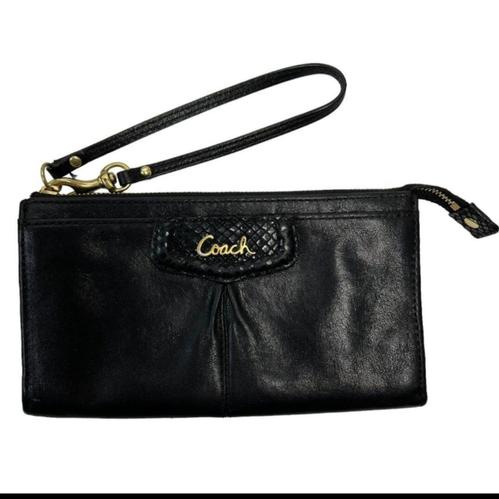 COACH Madison Pleated Wristlet Wallet Black Smooth Leather Patent Snake Trim
